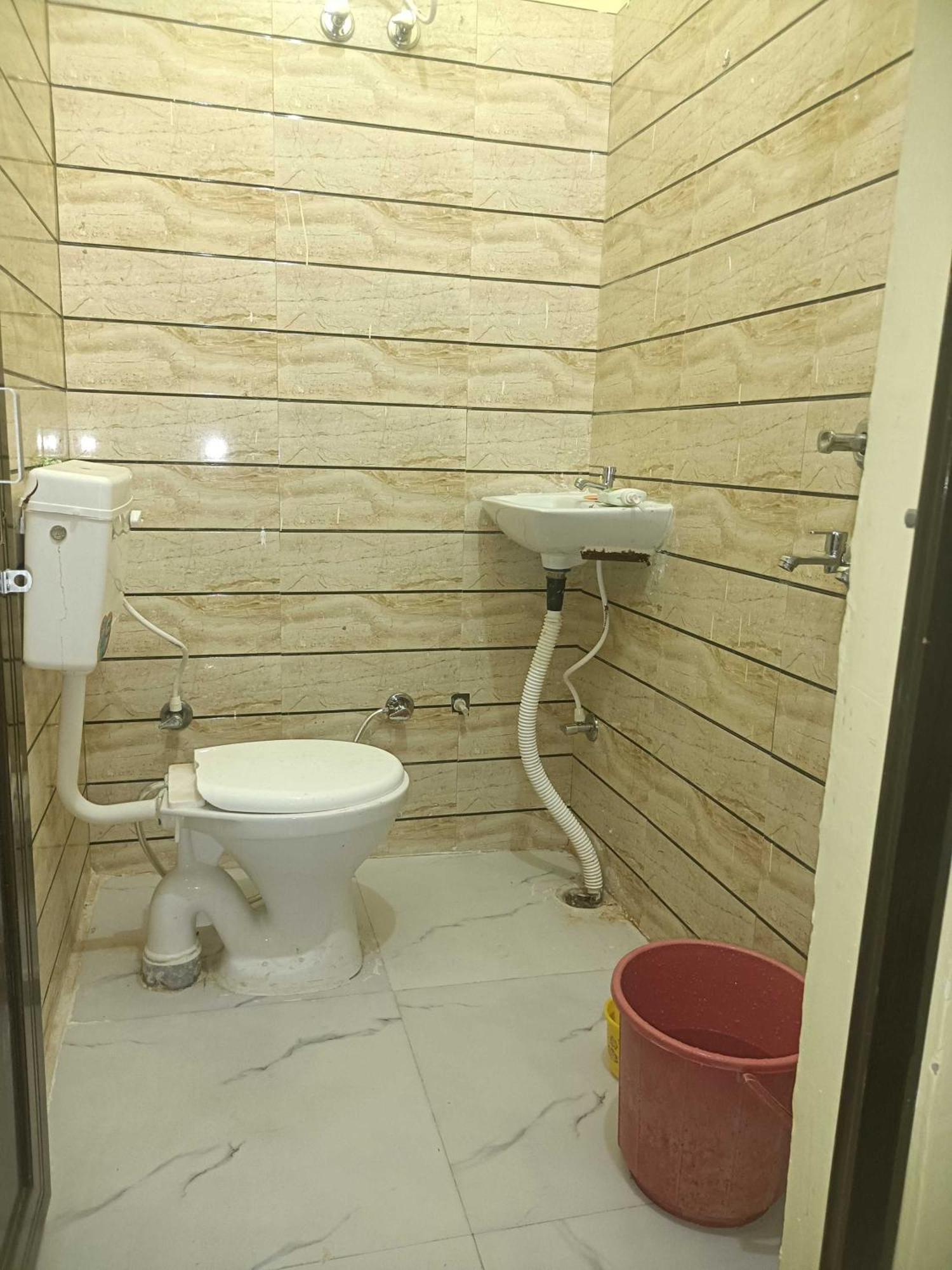 Hotel O Gracious Inn Лакхнау Екстер'єр фото