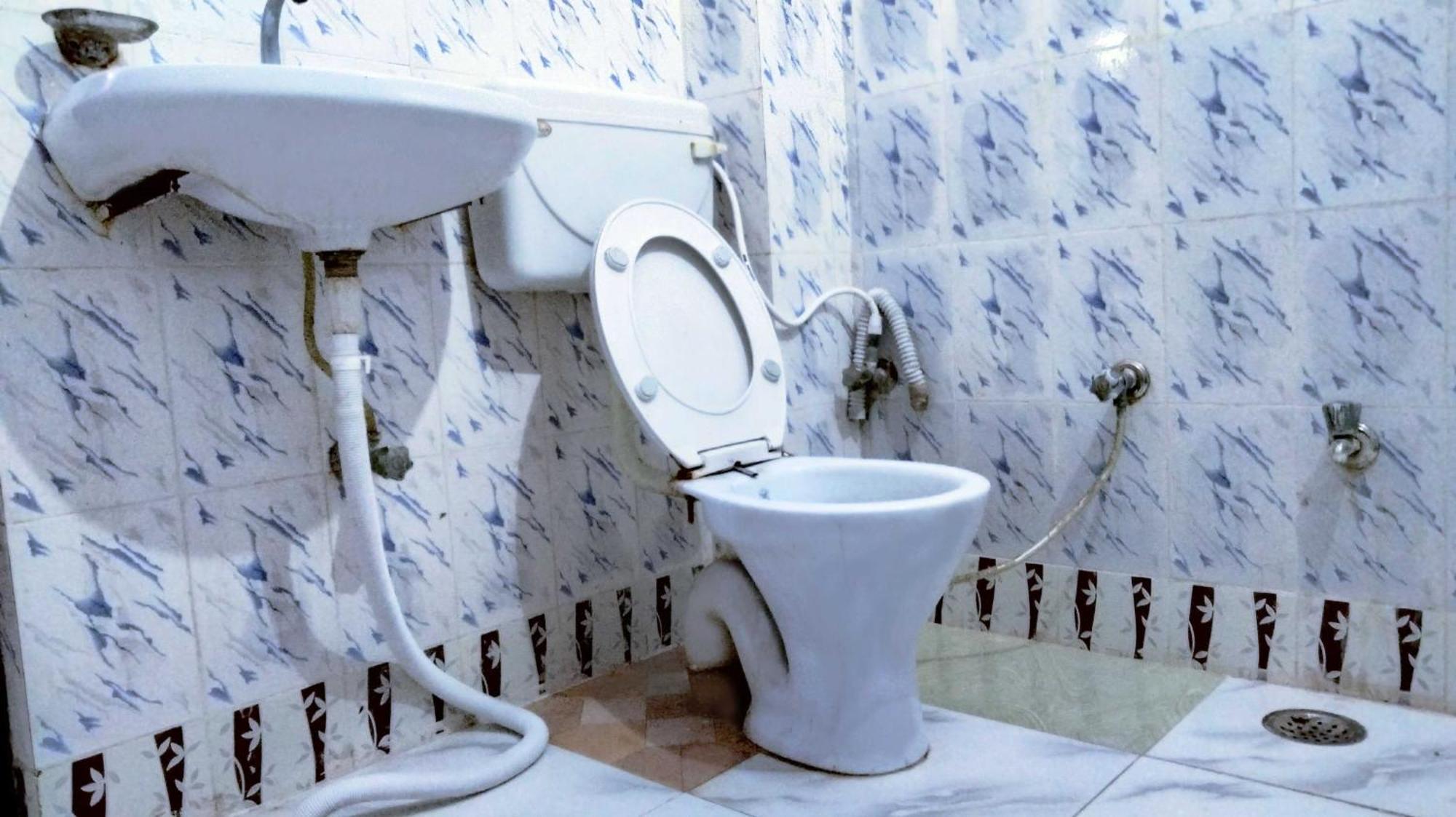Hotel O Gracious Inn Лакхнау Екстер'єр фото